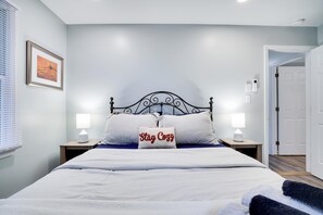 4 soverom, strykejern/-brett, reiseseng for barn og wi-fi