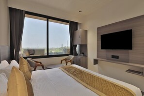 Deluxe Double Room | Free WiFi - Hotel Legacy (Gandhinagar)