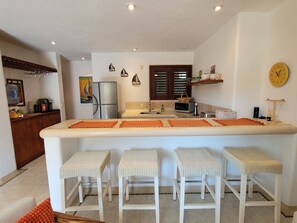 Fridge, microwave, stovetop, coffee/tea maker - My Zihua Dream is a PENTHOUSE CONDO just steps from La Ropa Beach,  2 BR 3.5 BA (Zihuatanejo)