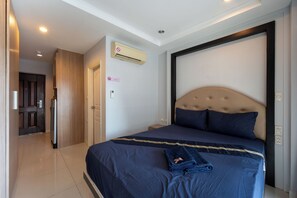 Classic Studio, Balcony, City View | In-room safe, free WiFi, bed sheets - New Nordic Trend 3 (Pattaya)