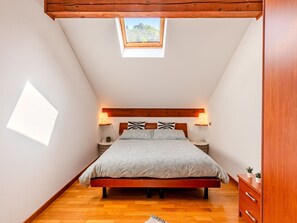 3 عدّة غرف نوم وسرير سفر وواي فاي مجانًا