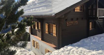 Lovely apartment for 5 guests with WIFI, TV and balcony