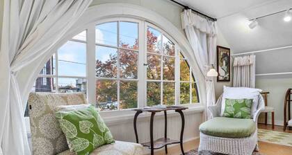 Enjoy this comfortably furnished, historic Craftsman home just 1 block from downtown McMinnville