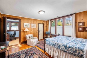 Unclassified image, 4 of 37, button