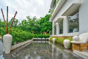 Fachada de la propiedad