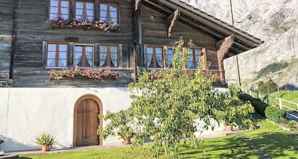 Wonderful villa for 4 people with WIFI, TV, terrace, pets allowed, panoramic view and parking