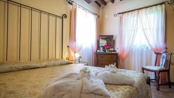 1 Schlafzimmer, Schreibtisch, kostenloses WLAN, BettwÀsche