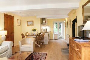 House, Patio, Garden View | Living area | Fireplace