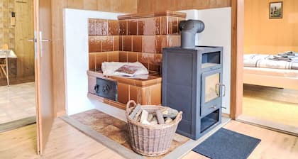 Belle maison de vacances pour 3 personnes avec WIFI, TV, animaux admis, vue panoramique et parking