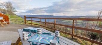 Beautiful villa for 4 people with TV, patio, panoramic view and parking