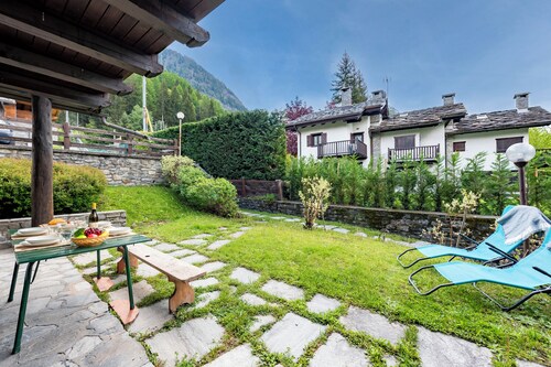 Flats With Garden in Courmayeur