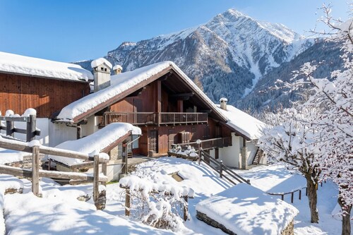 Flats With Garden in Courmayeur