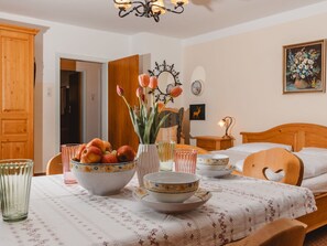 1 camera, Wi-Fi gratuito