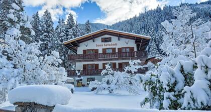 Nice apartment for 4 people with WIFI, TV, balcony and pets allowed