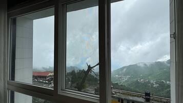 Presidential Double Room, Valley View | Soundproofing, rollaway beds, free WiFi, bed sheets