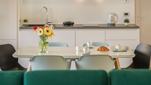 Dining - Nice apartment for 6 people with A/C, WIFI, TV and terrace (Zadar)