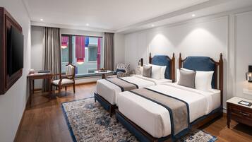 Blackout curtains, soundproofing, iron/ironing board, free WiFi