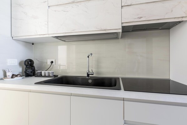 Private kitchen - 4153 Pasitea Luxury Suite by Barbarhouse (Squinzano)