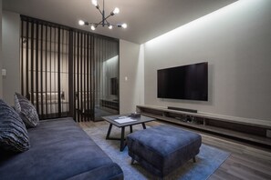 Villa de lujo, patio | Área de sala de estar | Televisión de pantalla plana, Netflix, Hulu y servicios de streaming