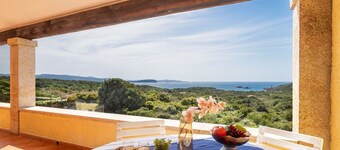 Wonderful private villa for 5 people with WIFI, TV, patio and pets allowed