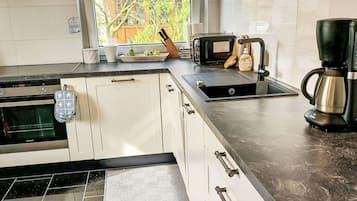 Microwave, oven, dishwasher, toaster