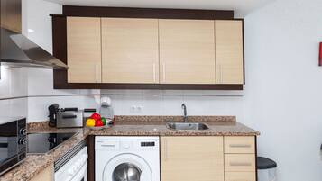 Microwave, oven, highchair