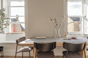 House | Dining room - Hitchmans Mews - 2BD in Chipping Norton (Chipping Norton)