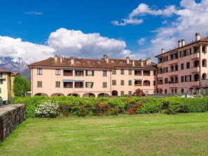 Exterior - Beautiful apartment for 2 guests with WIFI, TV and balcony (Colico)
