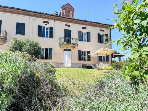 Beautiful  villa for 4 guests with WIFI and terrace