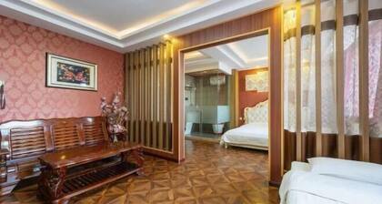 Sunshine Holiday Hotel