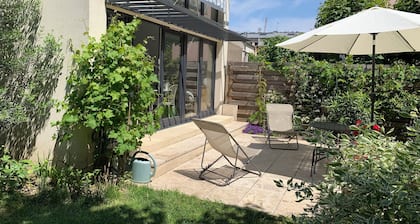 Appartement Comme une Maison Avec Jardin aux Portes de Paris, Proche du Métro