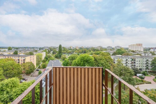Suwalska Apartment With View by Renters