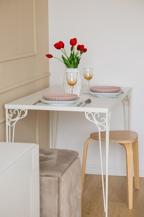 Living room - Suwalska Apartment With View by Renters (Warsaw)