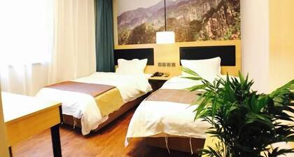 Shankee Hotel (Zhengzhou Railway Station East Square)