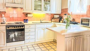 Microonde, forno, lavastoviglie