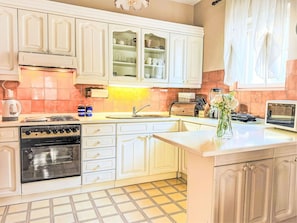 Microwave, oven, dishwasher