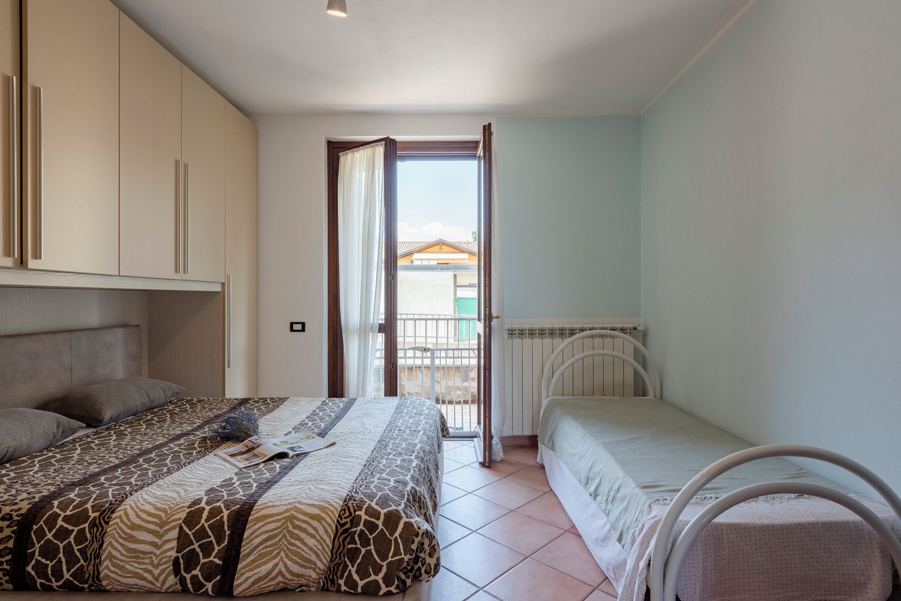 1 camera, Wi-Fi gratuito, lenzuola