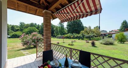 La Casa In Campagna 800m From Lake