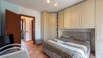 Family House, Multiple Bedrooms (La Casa In Campagna 800m from lake) | 1 bedroom, free WiFi, bed sheets