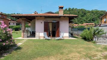 Familjehus - flera sovrum (La Casa In Campagna 800m from lake) | Exteriör