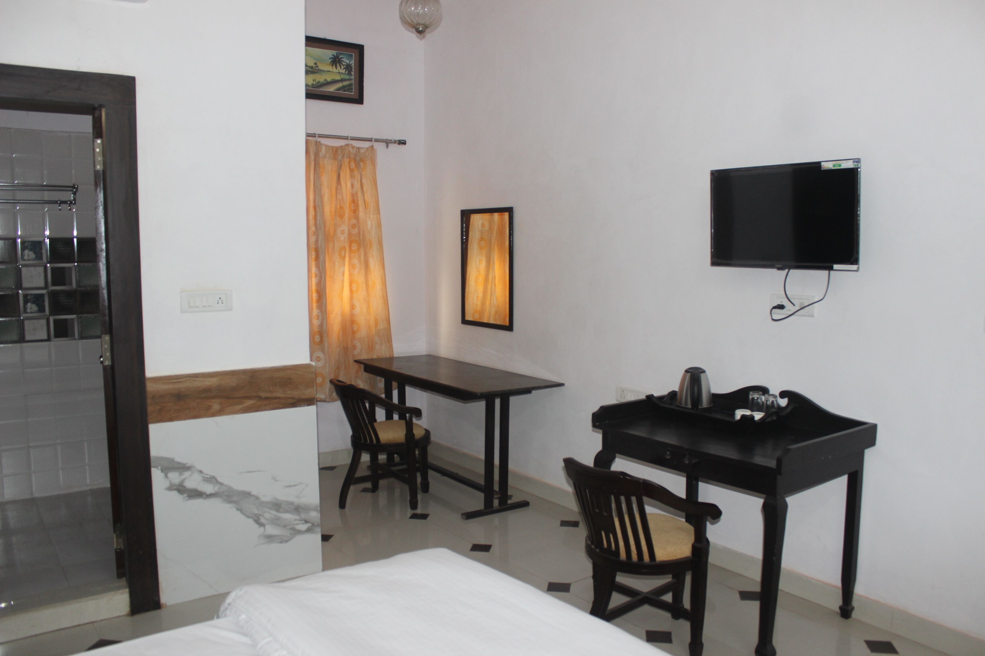 5 室のベッドルーム、WiFi、ベッドシーツ