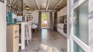 Interior - Beautiful  villa for 6 guests with private pool, WIFI, A/C, TV and terrace (Pula)
