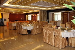 Banquet hall - Shenzhou Hotel (Xiangyun)