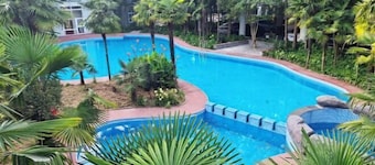 Xiangshan Huaxiang Villa