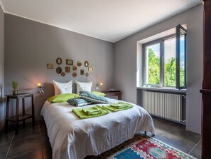 4 Schlafzimmer, Reisekinderbett, kostenloses WLAN