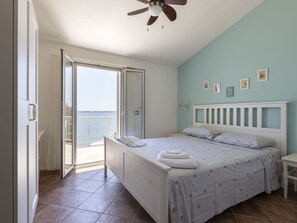 3 Schlafzimmer, Bügeleisen/Bügelbrett, Reisekinderbett, kostenloses WLAN