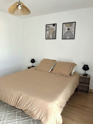 1 chambre, Wi-Fi, draps fournis