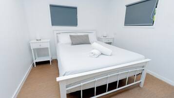 2 bedrooms, WiFi, bed sheets