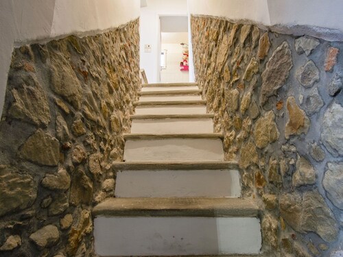 Wonderful  villa for 2 guests with WIFI and pets allowed