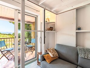 Living area - Lovely apartment for 2 people with A/C, WIFI and terrace (Lumio)